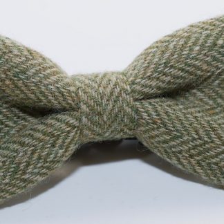Donegal Tweed Bow Apple Oatmeal