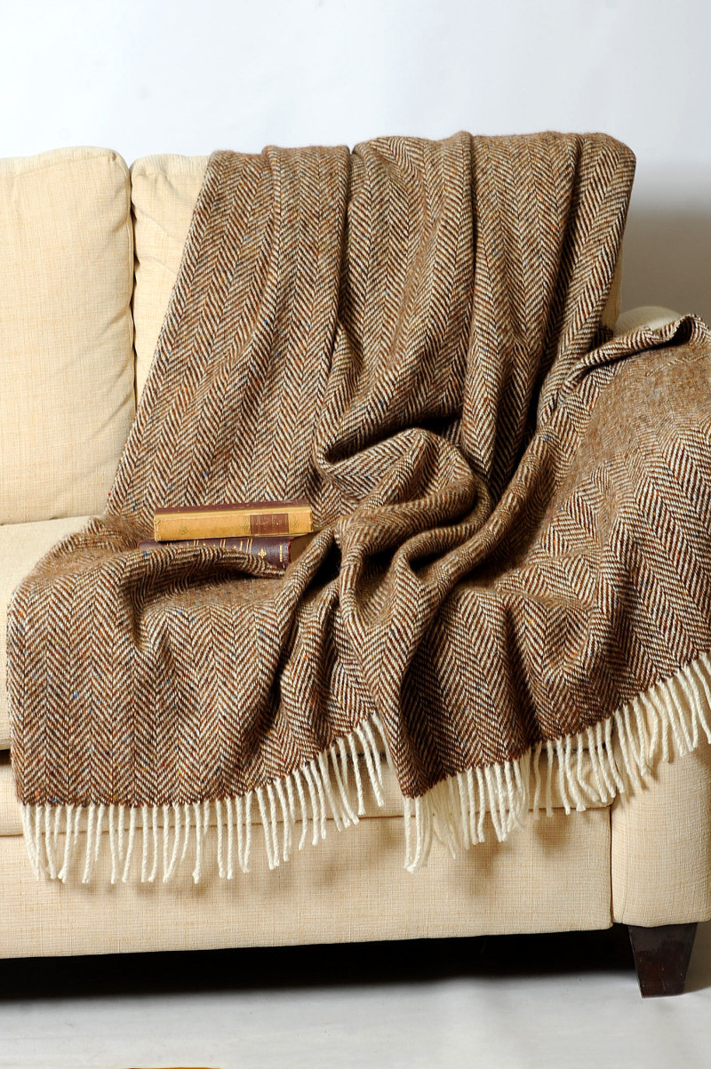 Newgrange Throw Chestnut
