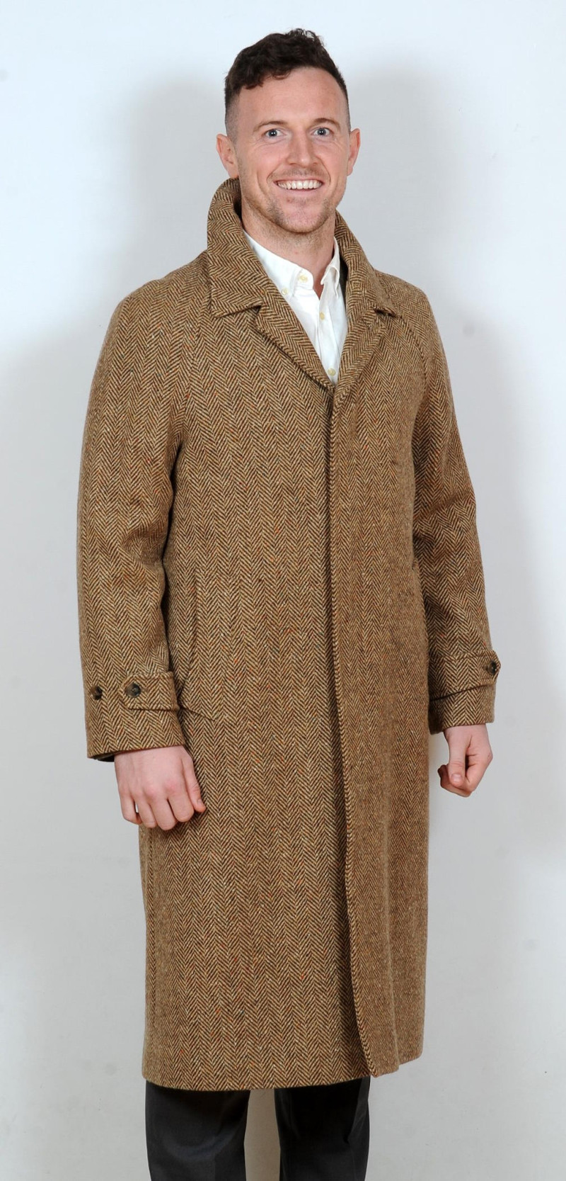 Connemara Tweed Overcoat Camel