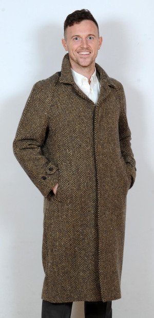 Connemara Tweed Overcoat Mistletoe